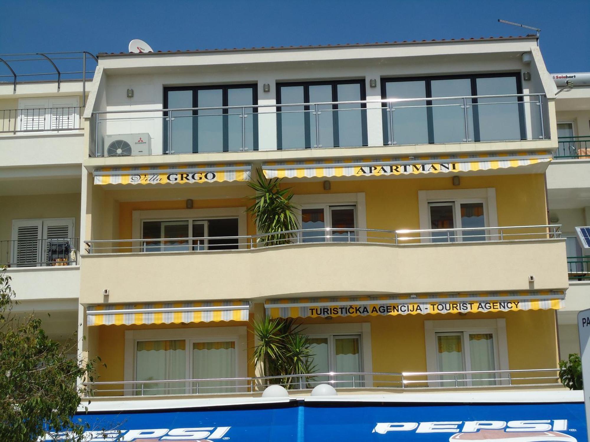 Villa Grgo Apartments Tučepi Extérieur photo