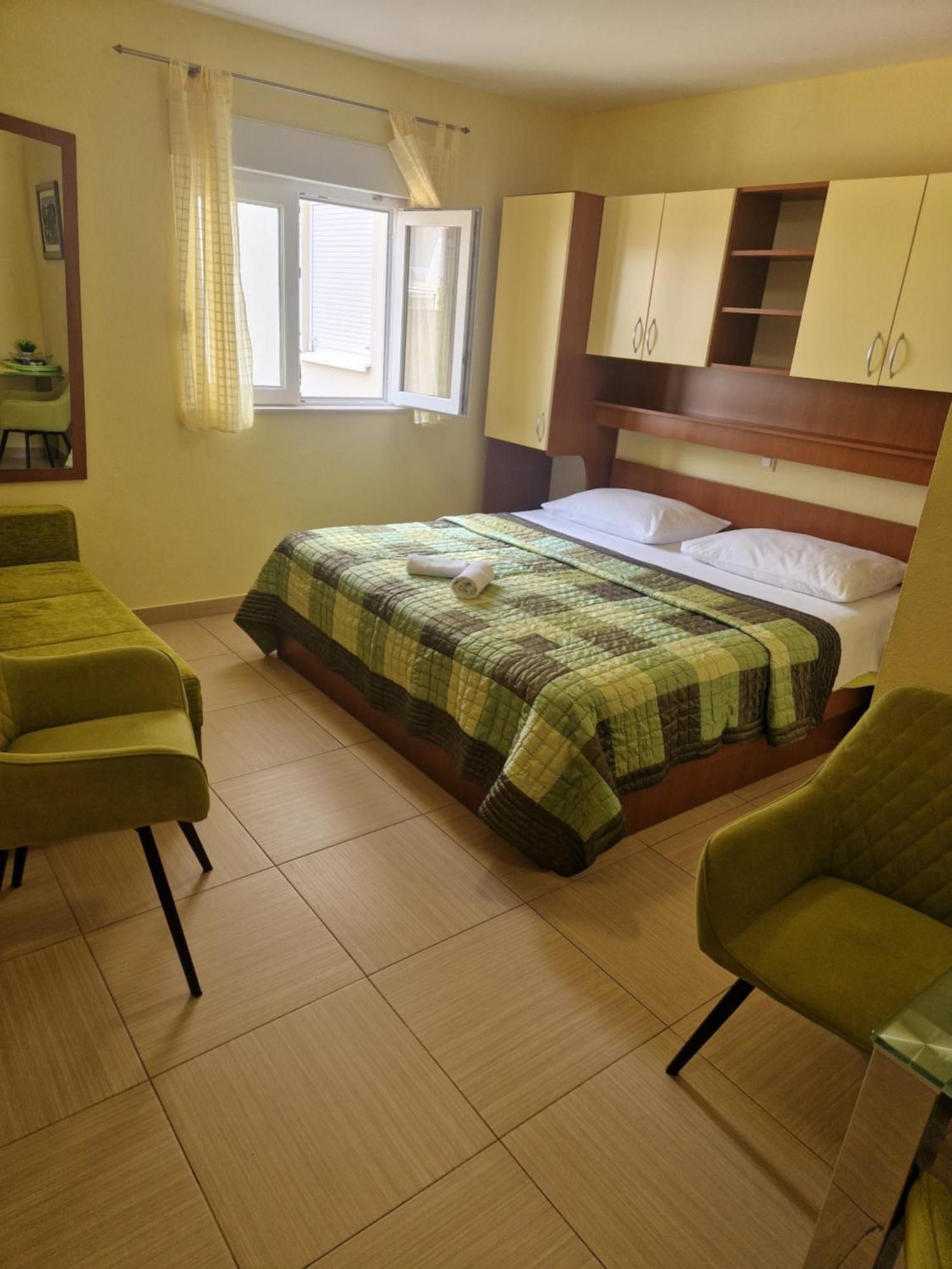 Villa Grgo Apartments Tučepi Extérieur photo
